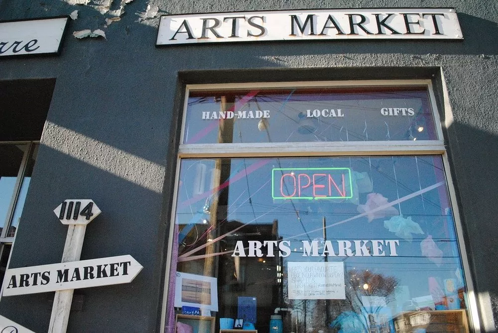 Arts Market 3